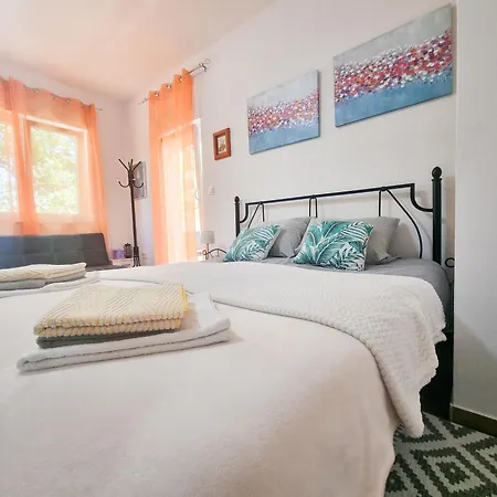 Apartamento & Danijel *